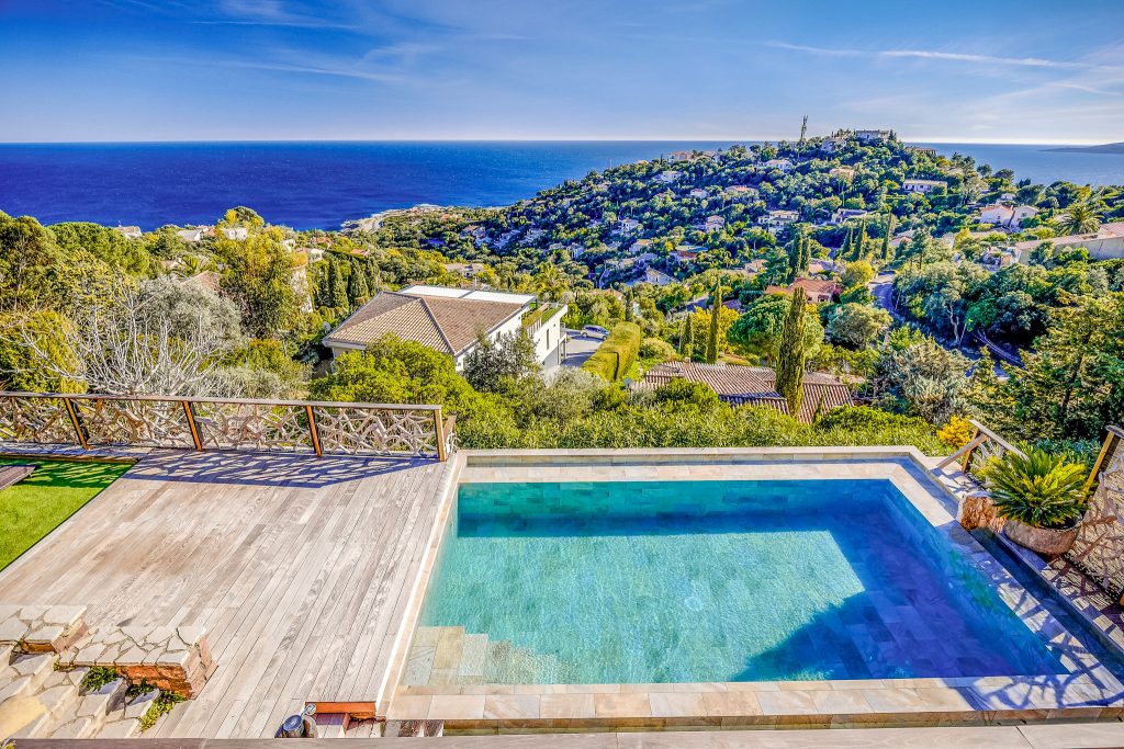 08_Infinity Pool V2