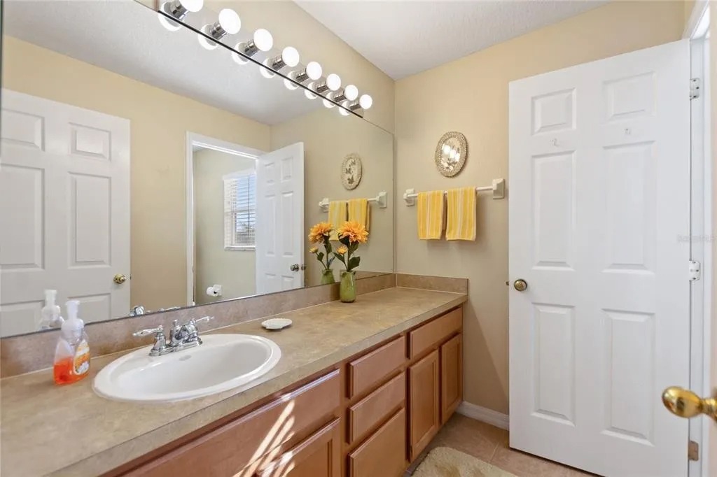 24-Bathroom
