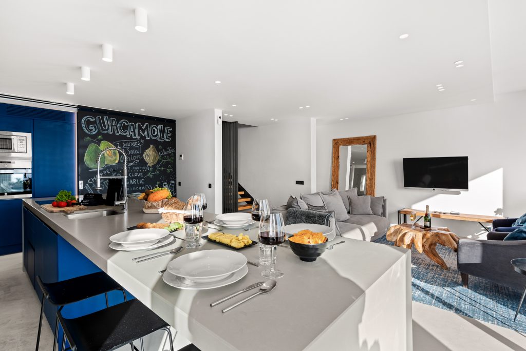 KARAT Villa Blue-8