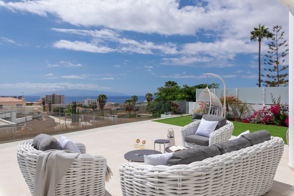 KARAT Villa Royal White-22