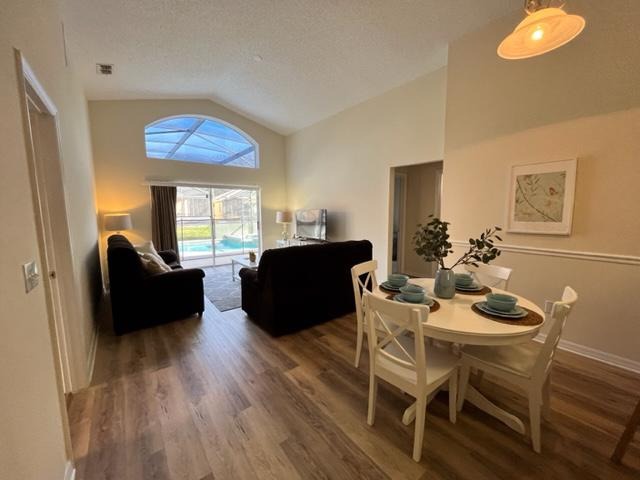 familyroomdining - Copy