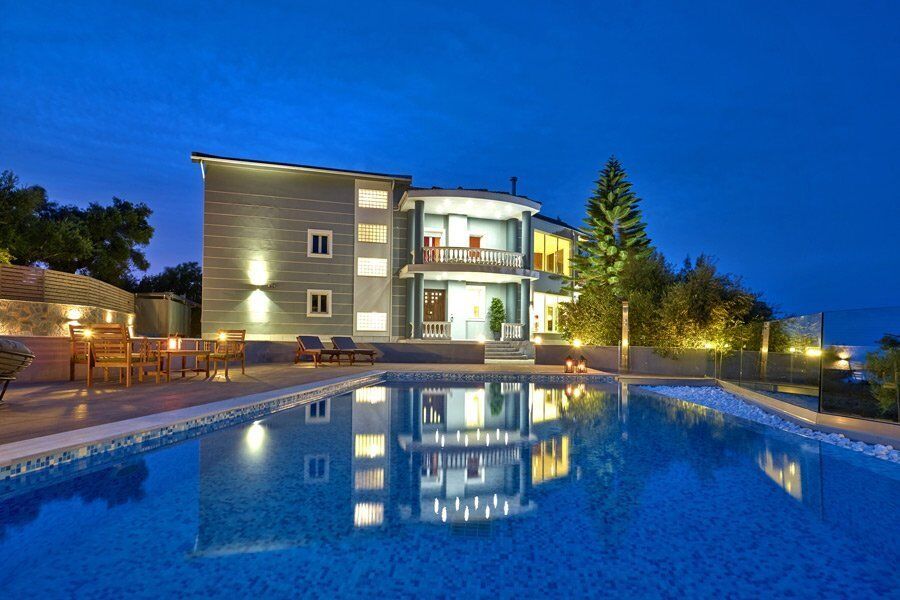 Luxury-Villa-Mont-Bleu-Zakynthos-Greece-900-600-site-nea-27.jpg